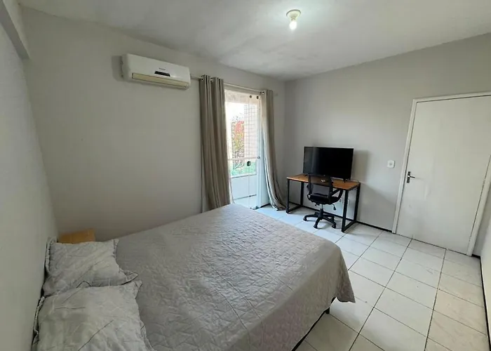 Apartamento Casal Completo com Ar-condicionado Próximo ao Centro, HRV e Convenções