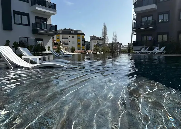 New Brand Penthouse Duplex With Sea View