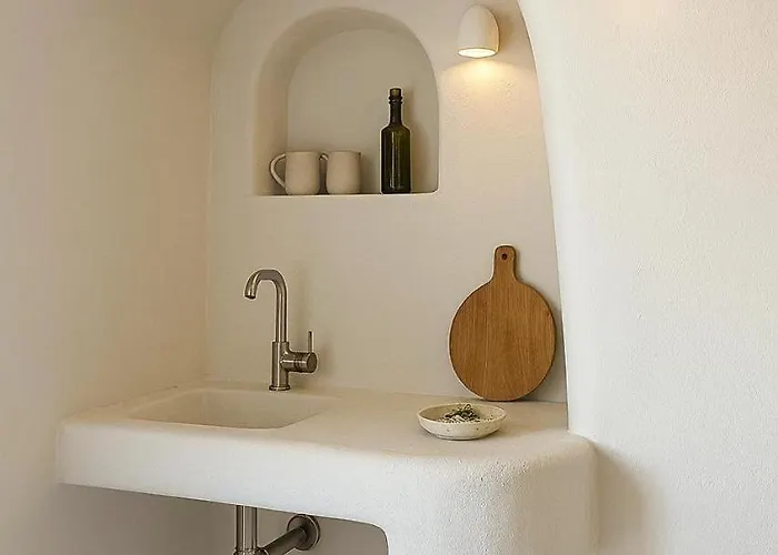Urano Cave Suites