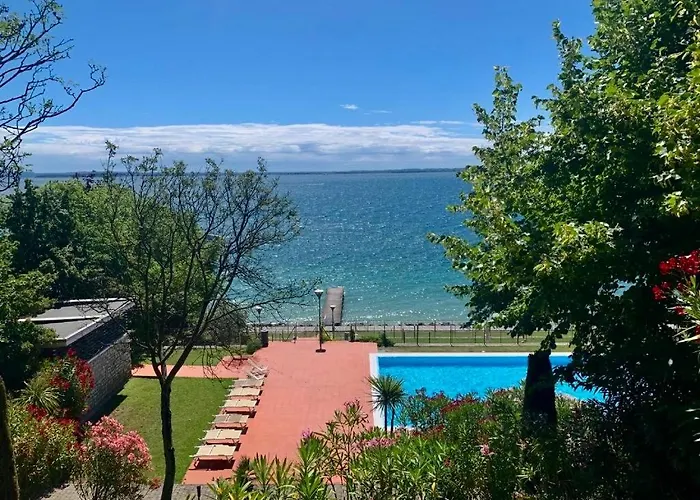 Gardazzurro Luxury Apartment