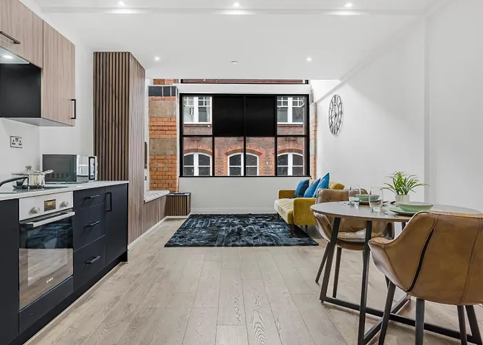 Modern Luxury Apartment In Birmingham Jewellery Quarter Stylish 1 Bedroom Flat With Fully Equipped Kitchen Fast Wifi & Smart Tv Walking Distance To Bullring & Birmingham City Centre No 4
