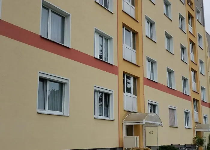 Apartment mit Balkon und Stadtblick