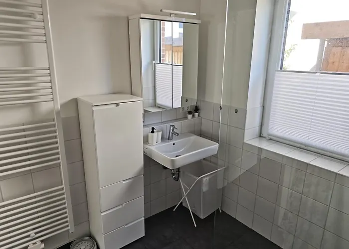 3 Zimmer Neubau Apartment mit Terrasse