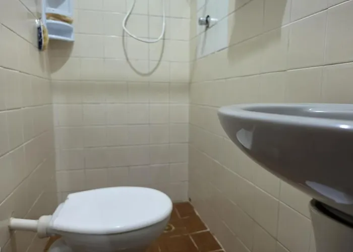 Apartamento 2 qtos Estacionamento Praia central