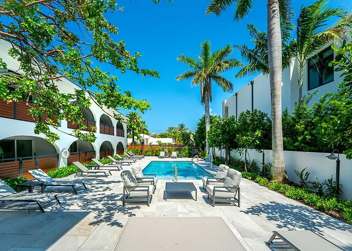 Casa Coral - Boca Poolside Escape
