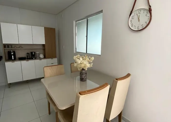 3- Apartamento confortável 1300m do Centro