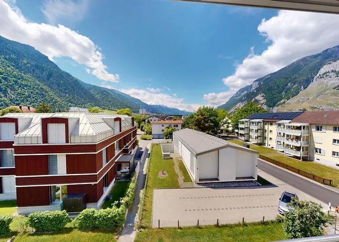 4 Zimmer Wohnung mit Balkon - Solution-Grischun