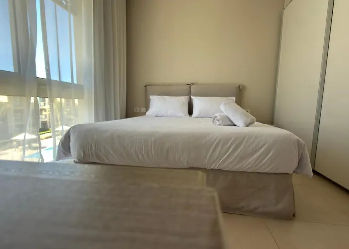 El Gouna Mangroovy 2Br Penthouse, Beach Access, Pool & Sea Views & Private Rooftop Terrace