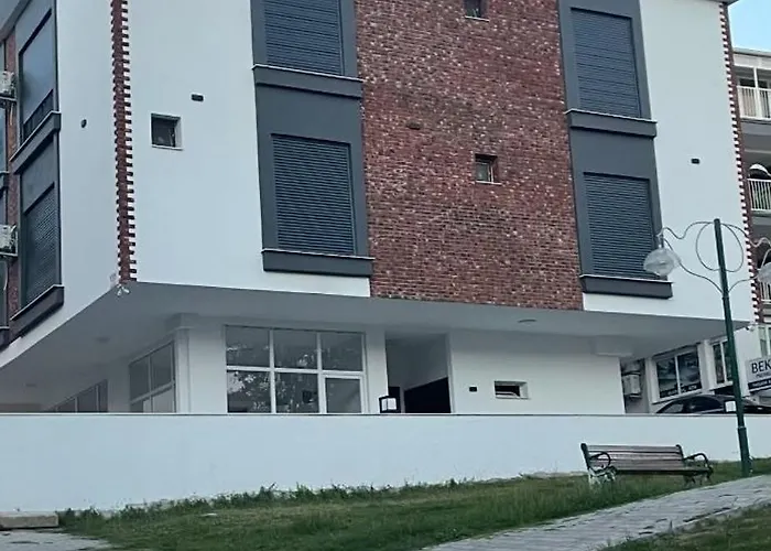 Ac Konaklama
