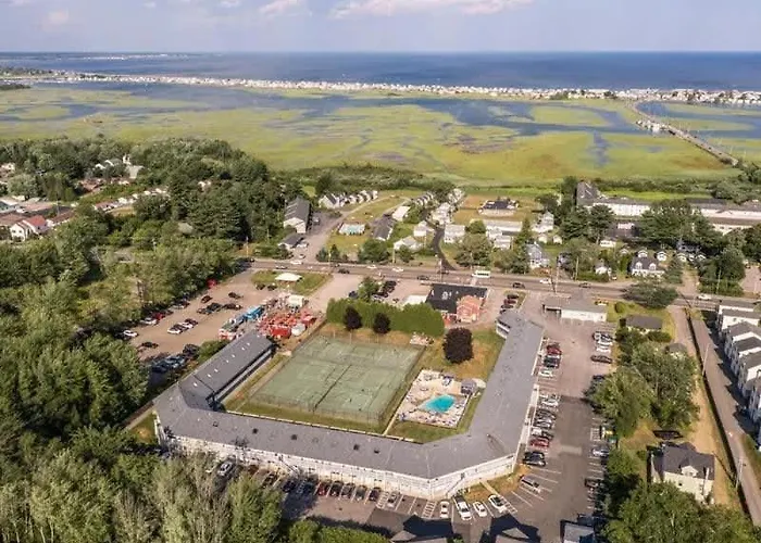 Nautical Mile Resort - 1Br