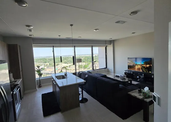 Immaculate Vibes Sunset View Condo