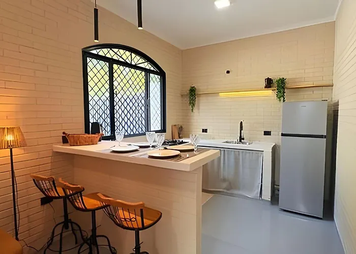 2 Suítes com Ar e Cozinha Completa
