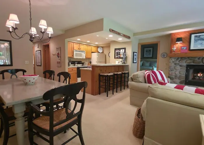 2Br Ski-In/Ski-Out Condo With Fireplace, Patio, And Full Kitchen