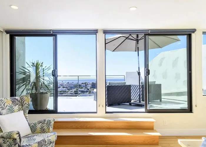 Three Bedroom Residence With Private Rooftop Deck