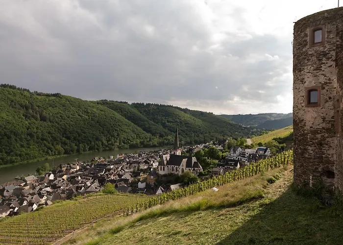 Mosel Panorama Studio auf Burg Coraidelstein