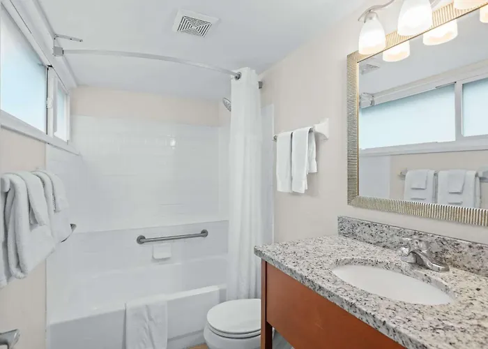 Tropic Sun Towers - 2 Bedroom