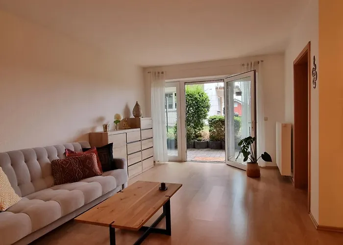 Modernes Apartment mit Terasse