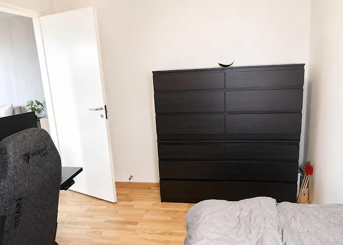 Penthouse With 3 Rooms And 2 Balconies In Aarhus C