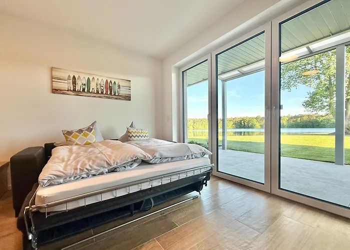Apartments Am See - Privater Strand