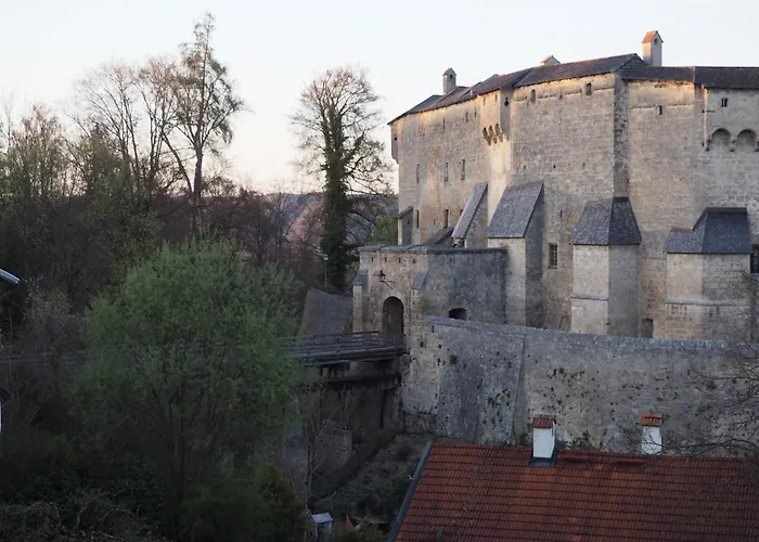 BurgVier Ferienwohnung in der Burg