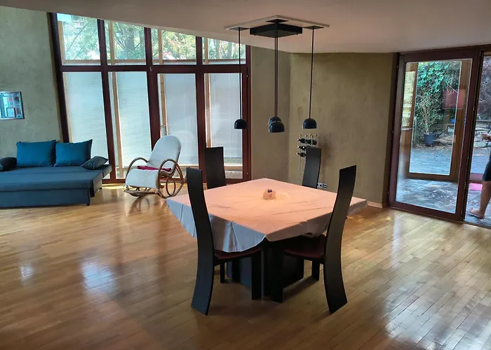 Spacious Apartment In A Quiet Location, Large Terraces
