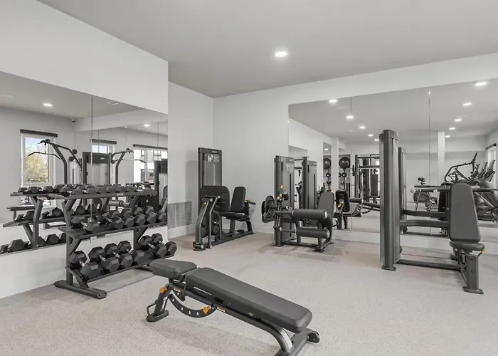Hyatus Luxury Residences Salem