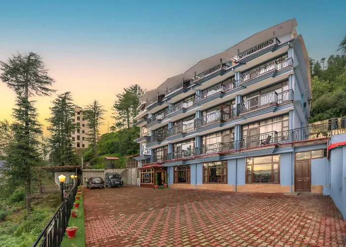 The Prakriti Retreat L Lift L Multi Cuisine Restaurant L Free Parking L By Exotic Stays