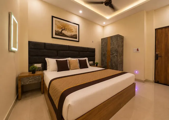 Hotel Rajlaxmi Palace, Unit Of Hi Hospitality Group