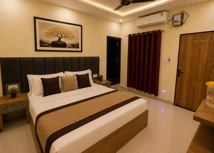 Hotel Rajlaxmi Palace, Unit Of Hi Hospitality Group