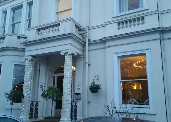 Episode Hotel