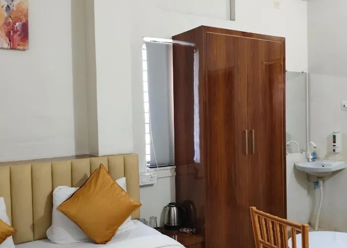 Hotel Mayur Lodge