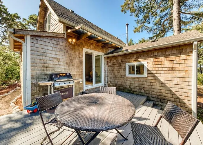 Dog-Friendly House Near The Beach With Ocean View And Private Gas Grill