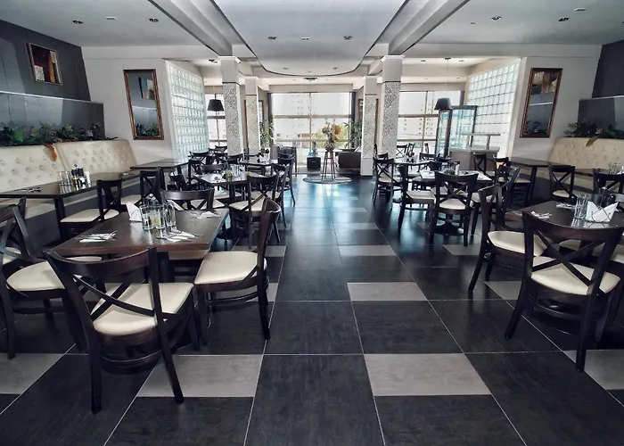 Hotel Costa Marfil Baquedano