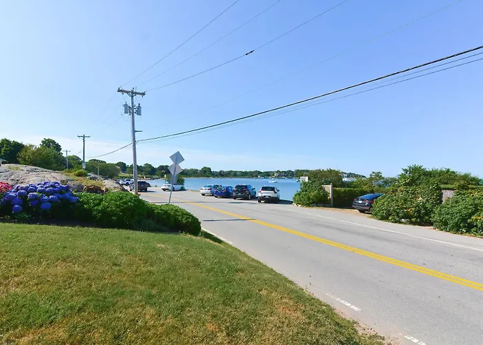 Niles Beach House