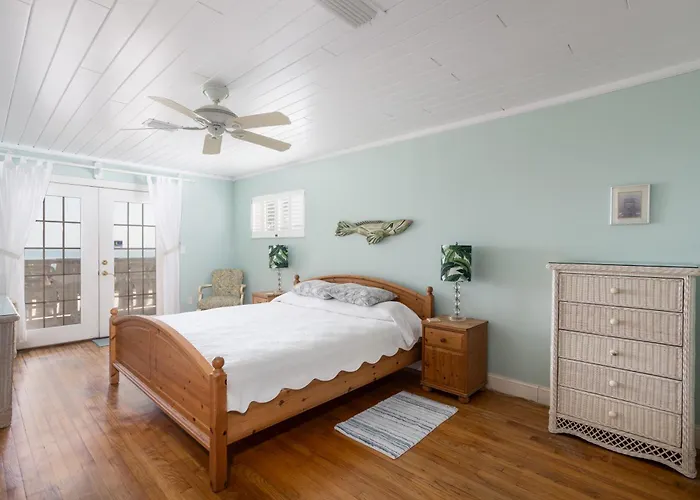 Melbourne Beach Bungalow