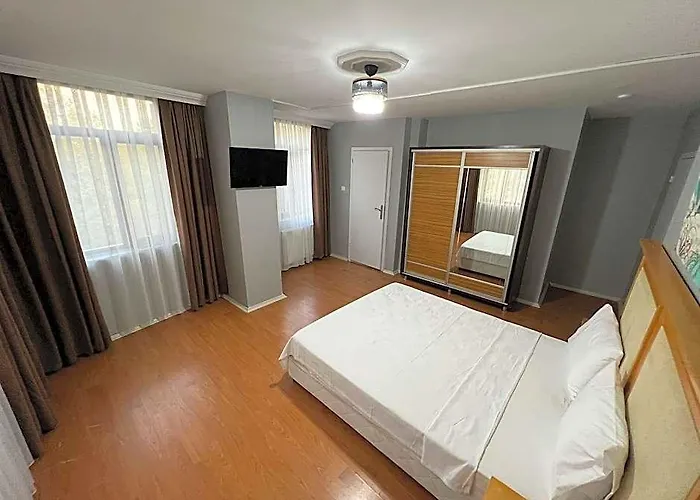 City Blue Hotel