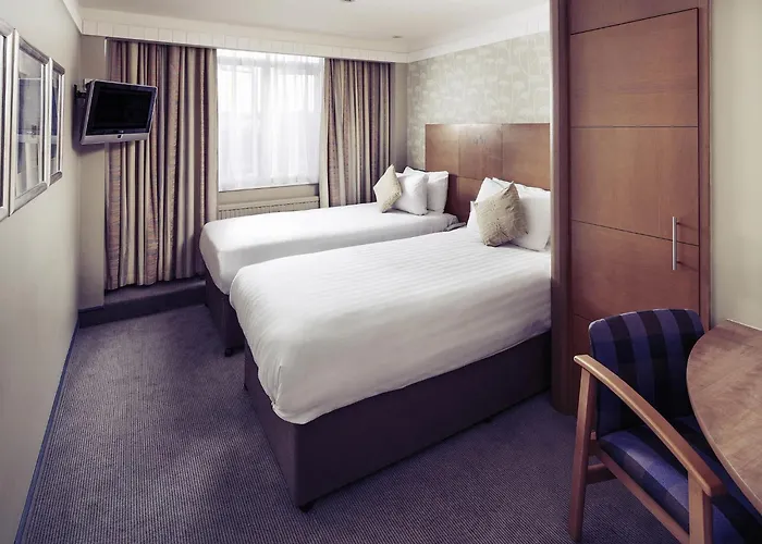 Mercure Maidstone Great Danes Hotel