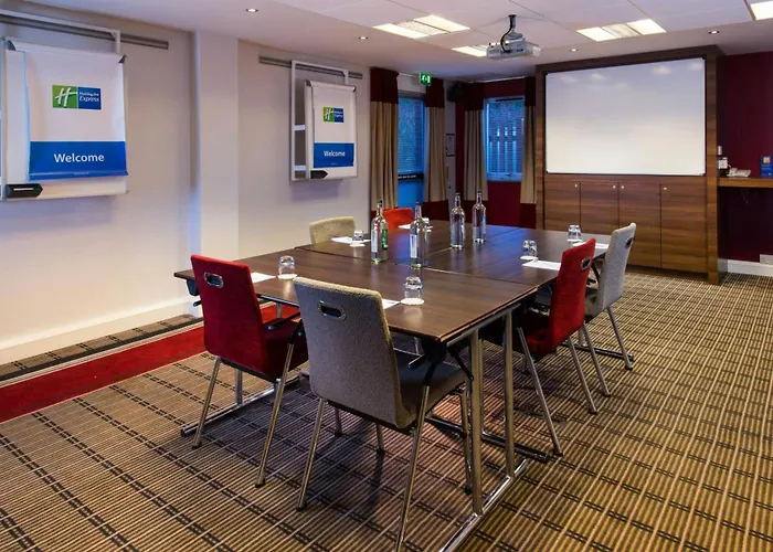 Holiday Inn Express Stoke-On-Trent By Ihg
