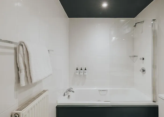 Arthouse Glasgow - Newly Refurbished