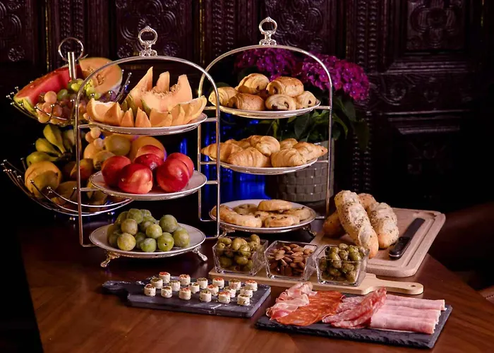 Metropol Hotel