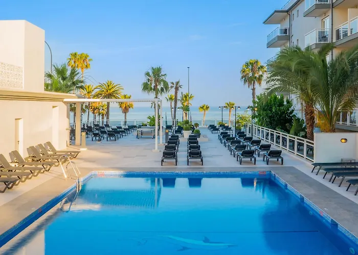 Hotel Las Arenas Affiliated by Meliá