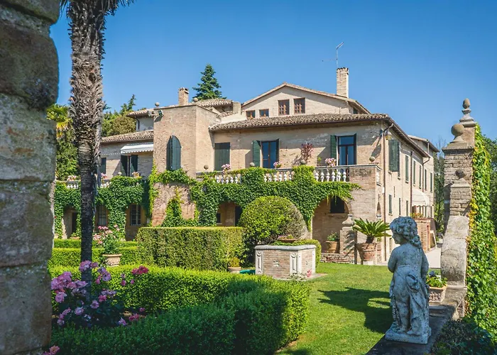 Villa Cattani Stuart XVII Secolo