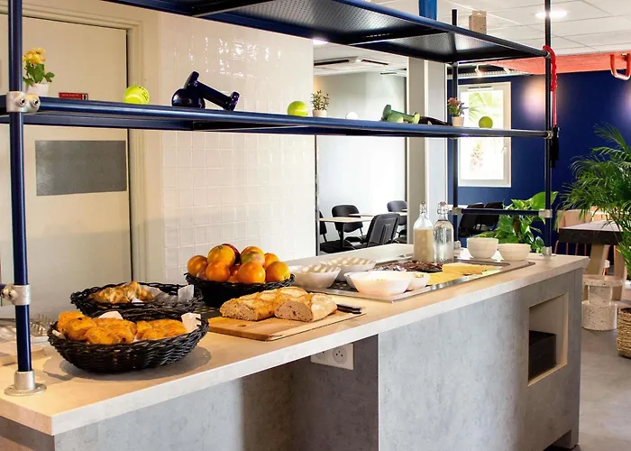 Ibis Budget Lunel Porte De Camargue