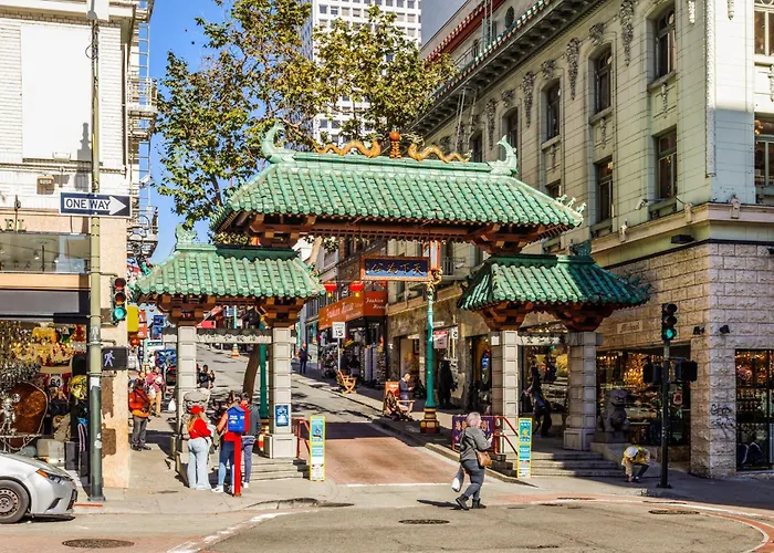 Holiday Inn San Francisco - Golden Gateway Newly Renovated With No Resort Fee