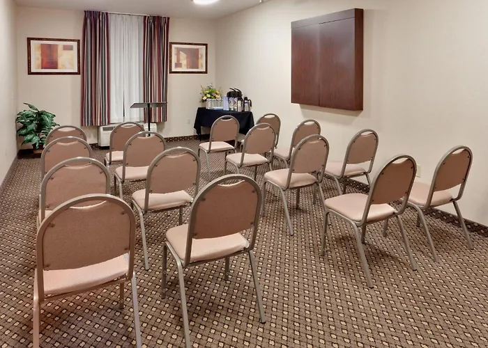 Holiday Inn Express & Suites By Ihg Chambersburg By Ihg