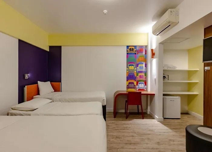 Ibis Styles Balneário Camboriú - 1 Quadra do Mar