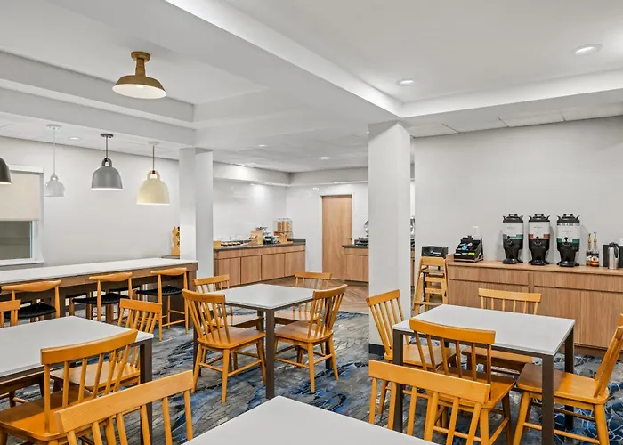 Fairfield Inn And Suites By Marriott Portsmouth Exeter