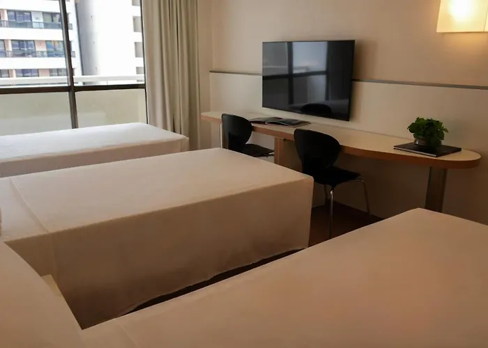 St Paul Plaza Hotel
