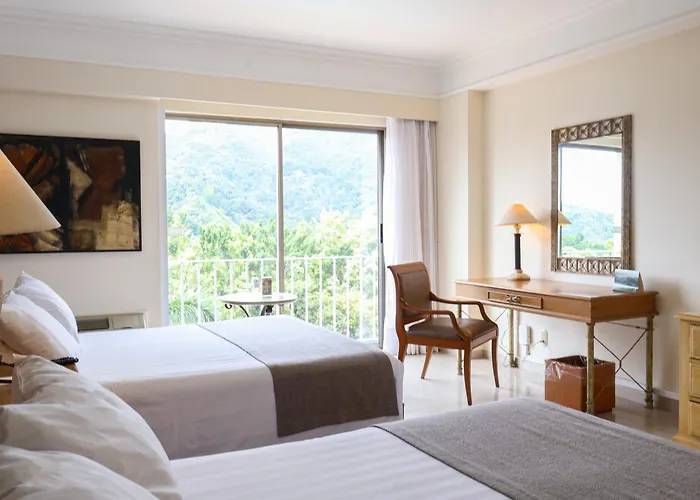 Hotel Estelar Altamira