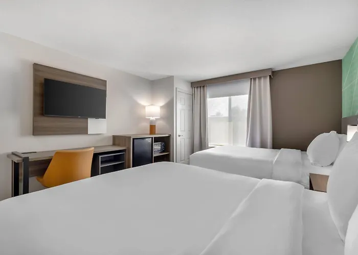 Comfort Inn & Suites Rochester South Mayo Clinic